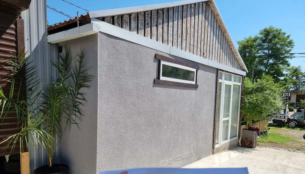 Дом в эко-стиле у моря