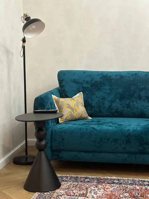 Уникальная видовая 2-комнатная студия в историческом центре