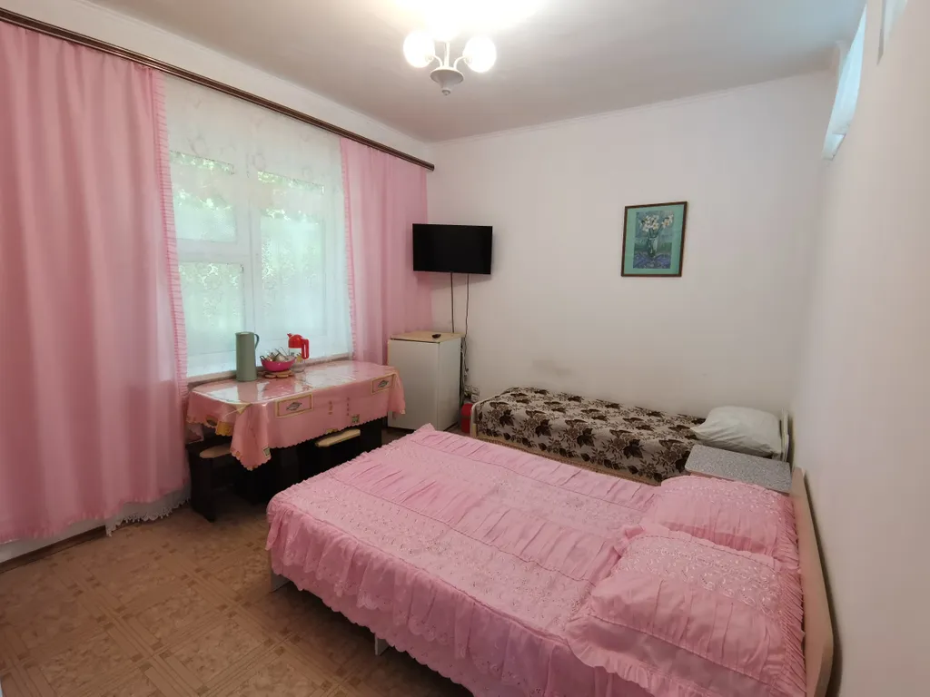 Квартира Квартира Трёхместный номер на 1-м этаже — Анапа