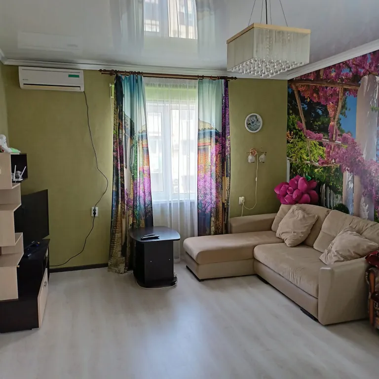 Квартира Уютная квартира с огромным диваном — Сухум