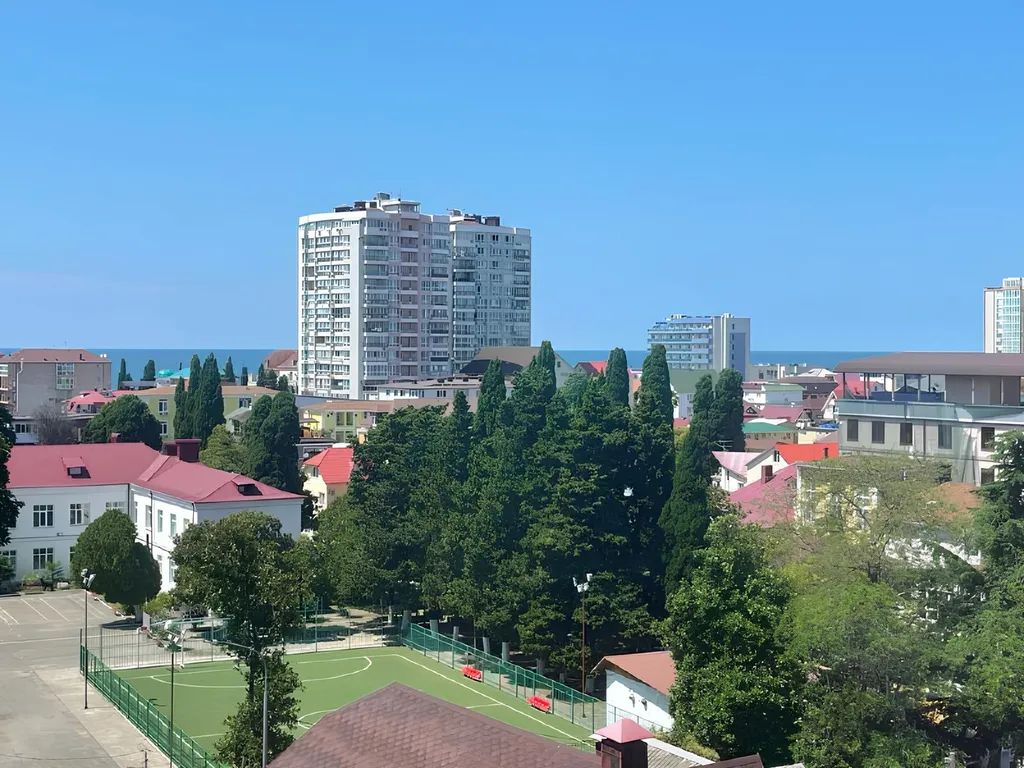 Квартира Квартира Стильная студия с видом на море, рядом магазины, кафе, набережная — Адлер