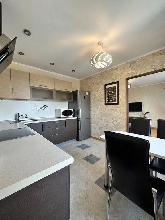 Просторная трехкомнатная квартира