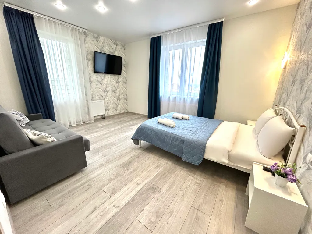 Уютная квартира на Солнечном бульваре с красивым видом из окна