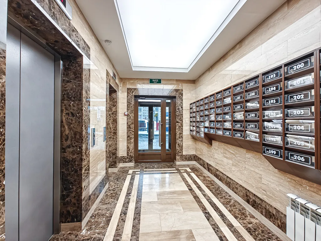 Масштабная двухкомнатная с кроватью super king-size в ЖК Дождь