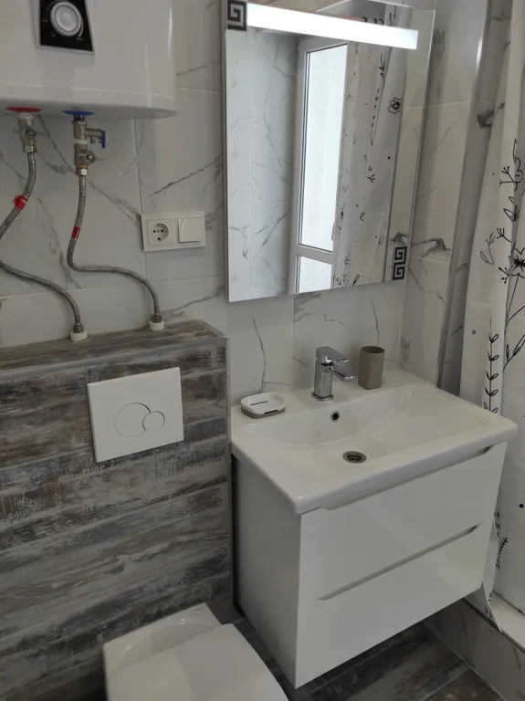 Квартира Новая двухкомнатная квартира — Севастополь