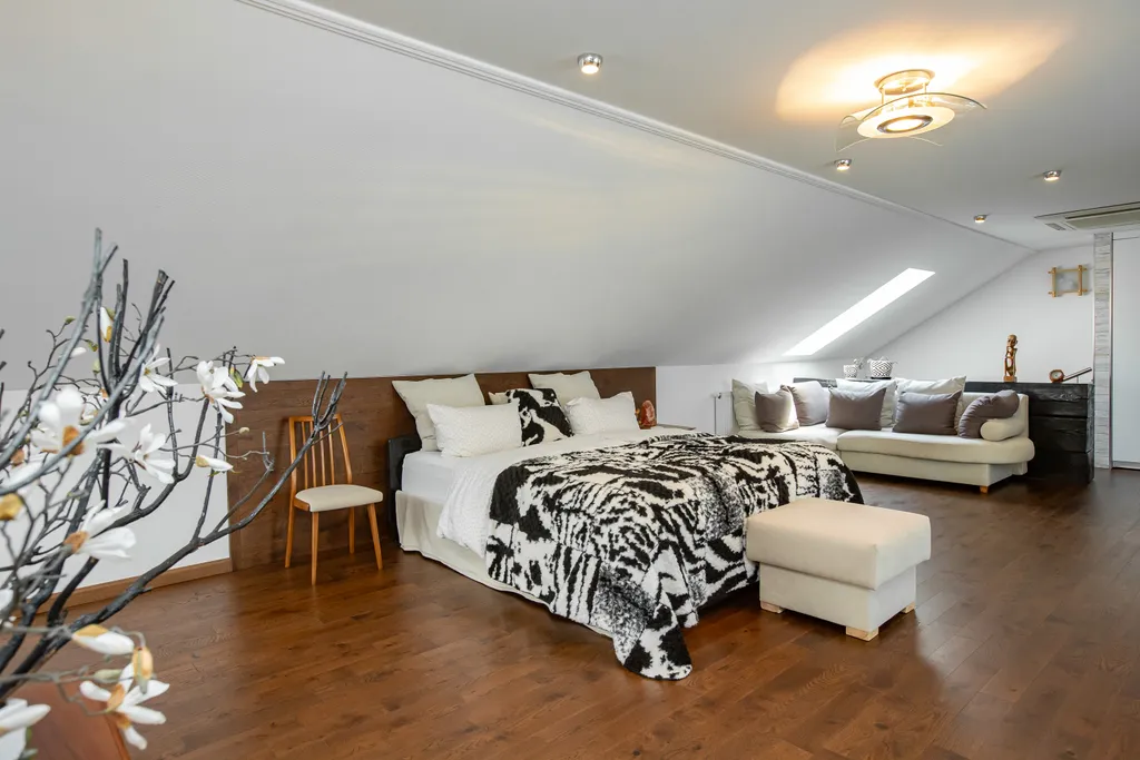 Вилла дзен с ванной спа и террасой с видом на сад