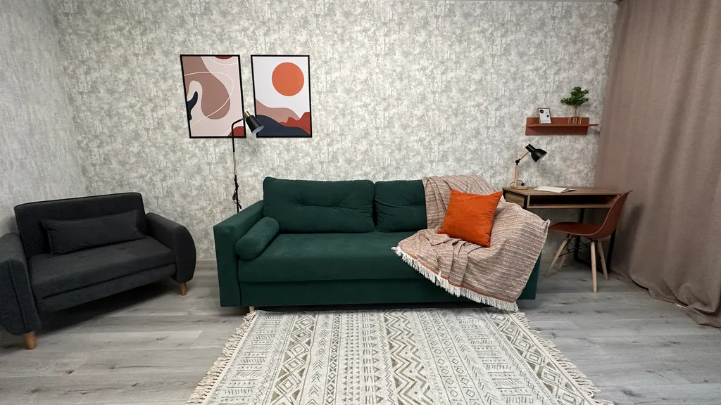 Яркий просторный апартамент около ЖД вокзала