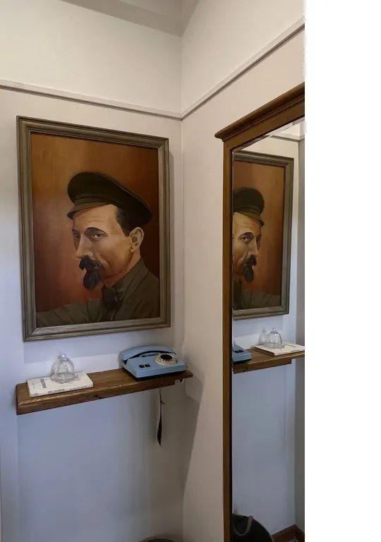 Квартира с современным минимализмом и винтажным шармом