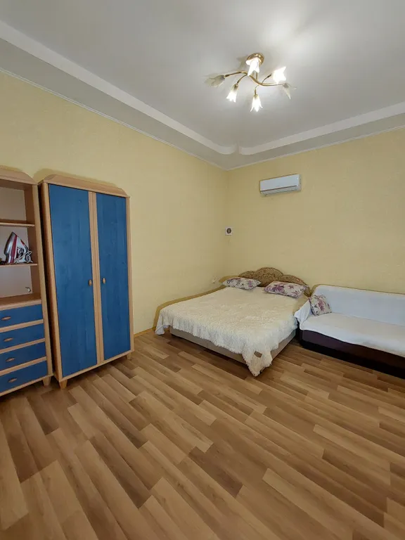 Уютная квартира возле Массандровского пляжа