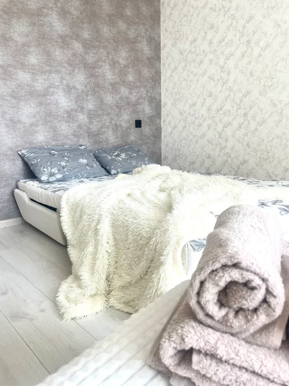 Дизайнерская квартира с самозаселением рядом с президентским