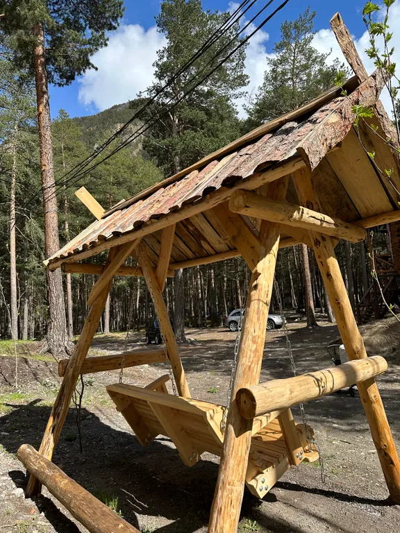 Гостевой дом KingsWood Elbrus, отдых в сосновом лесу Приэльбрусья