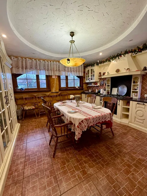 Большой дом у реки с баней в 2 часах от СПб