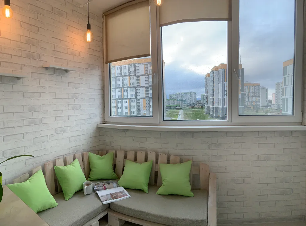 Уютная квартира с балконом рядом c набережной