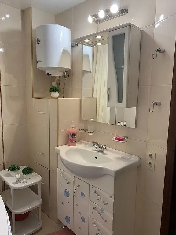 Просторная (98 м) 3-х комнатная квартира с видом на Успенский собор!