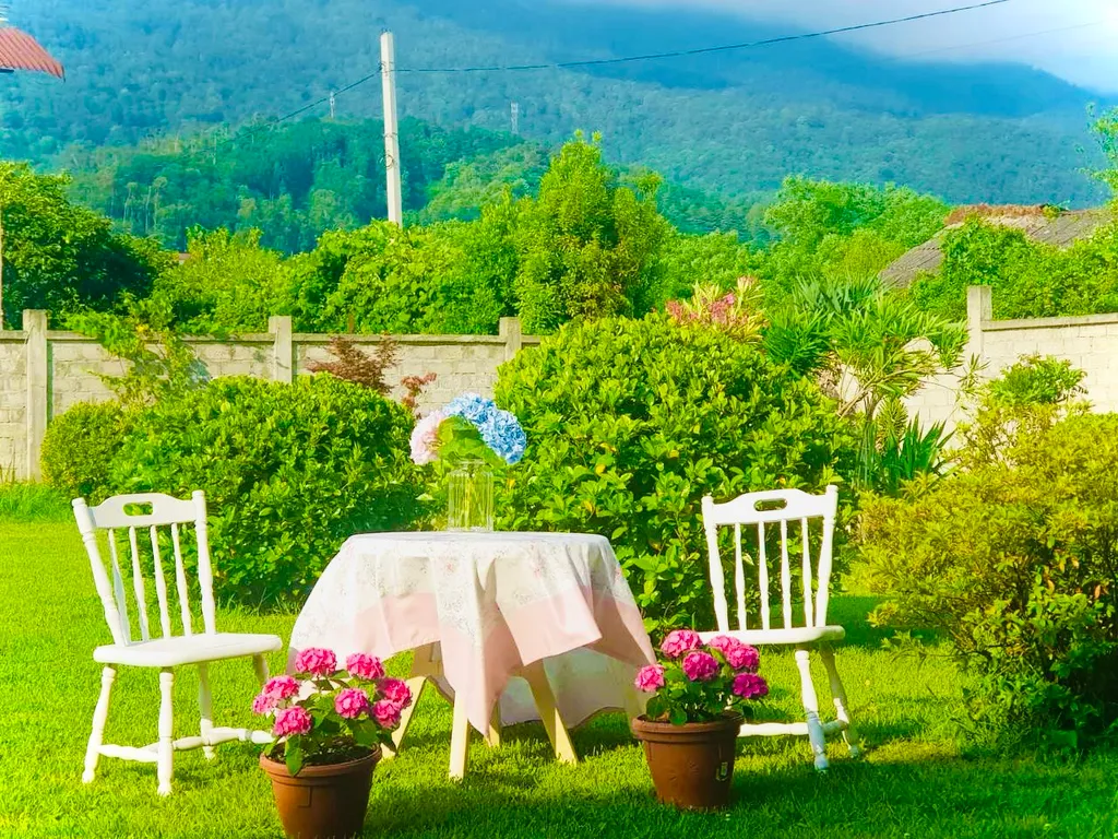 Квартира Квартира Гостевой дом "Витторио" с панорамным видом на горы — Гагра