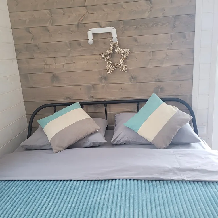 Коттедж Уютный домик с сауной и двумя спальнями — Кискелово