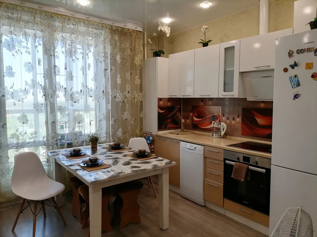 Квартира 3-комнатная Квартира — Новосибирск