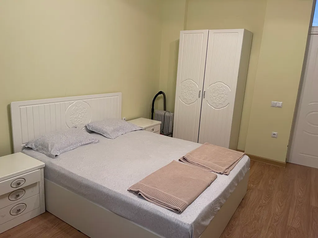 Апартаменты в центре Сухума. До пляжа идти 3 минуты