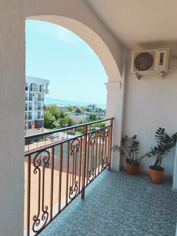 Уютная квартира с видом на море