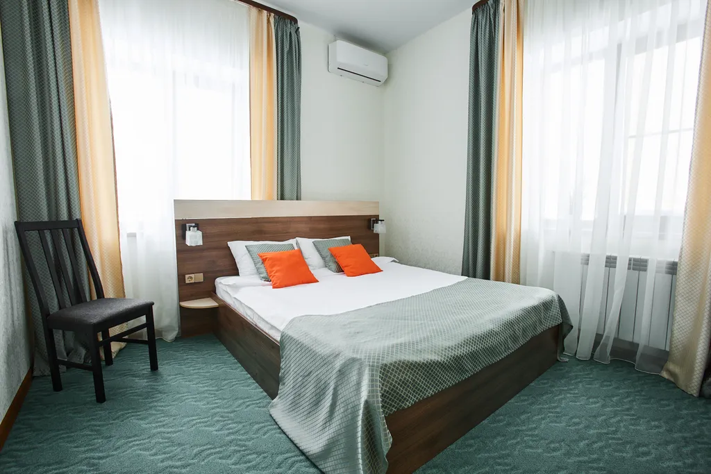 Квартира Чистый и комфортный гостевой дом с хорошим ремонтом и парковкой — аренда посуточно в Самара