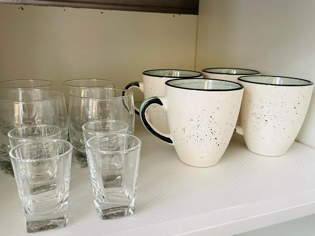 Треугольный дом