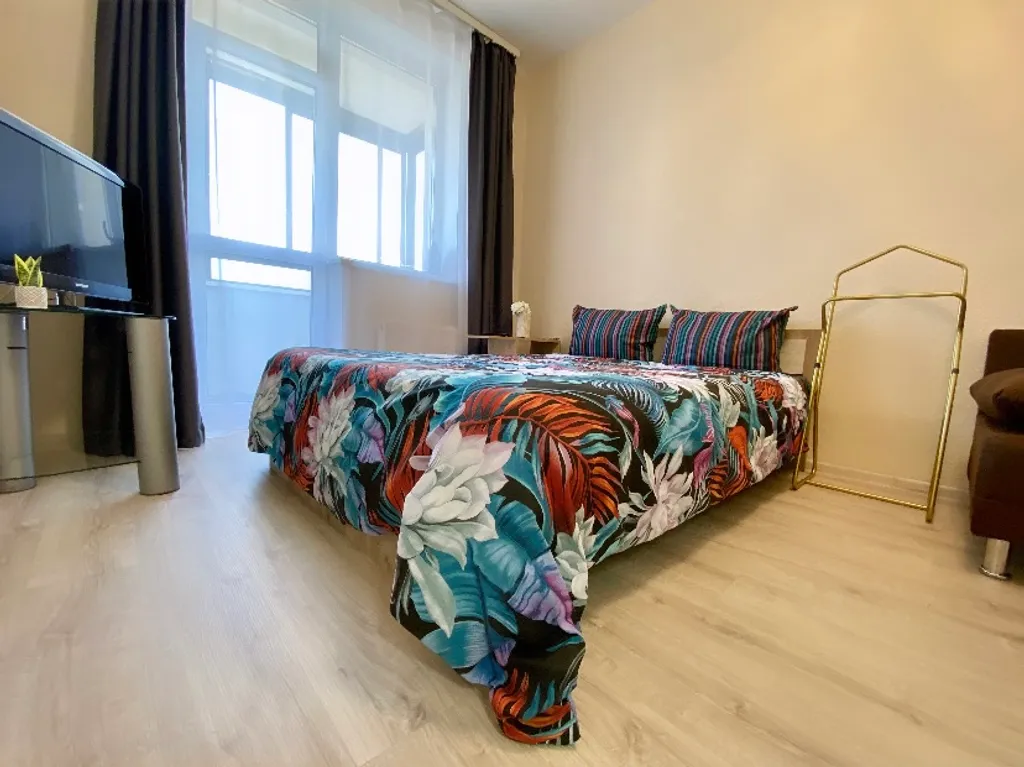 Бюджетная однокомнатная квартира с прямым выездом на трассу