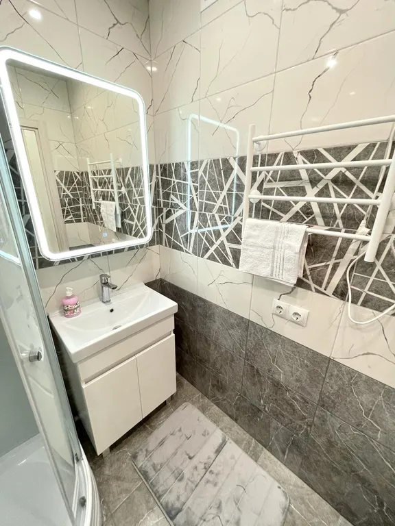 Уютная евро-однушка в спальном районе