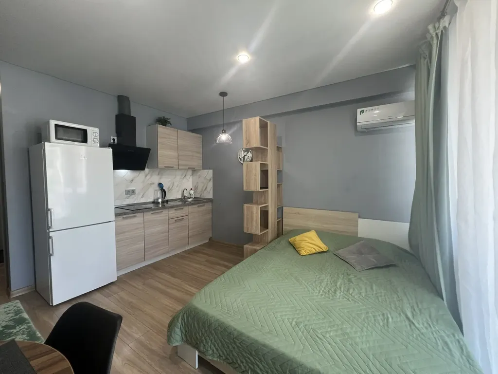 Апартамент с видом на море и горы