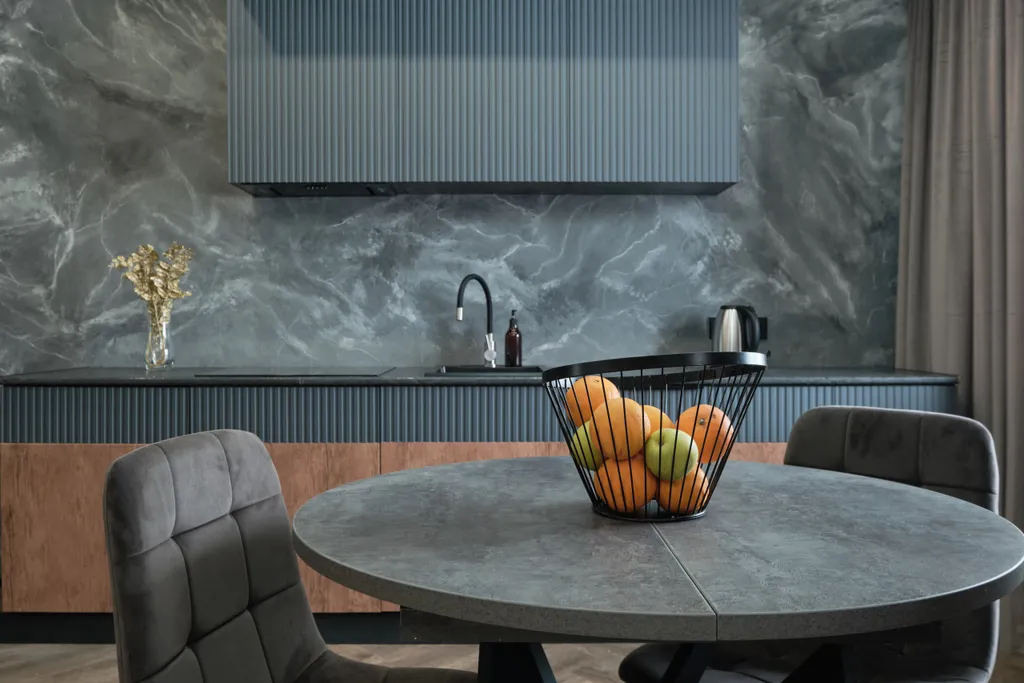 Стильные апартаменты с видом на закат