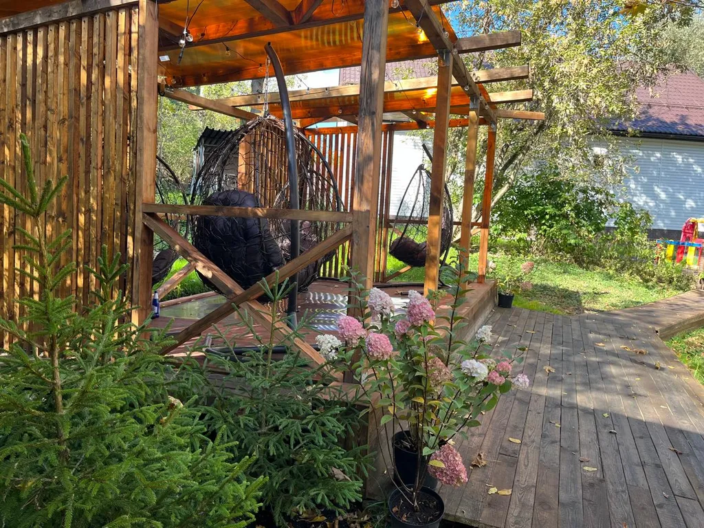 Дом на реке