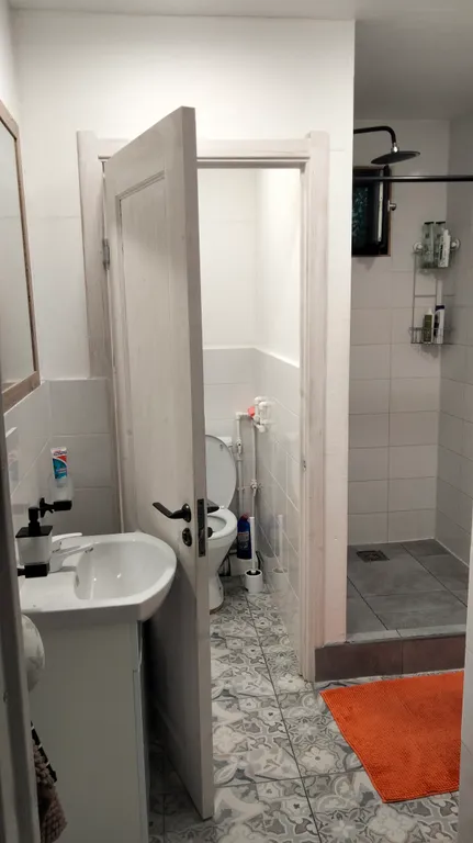 Тихий уголок