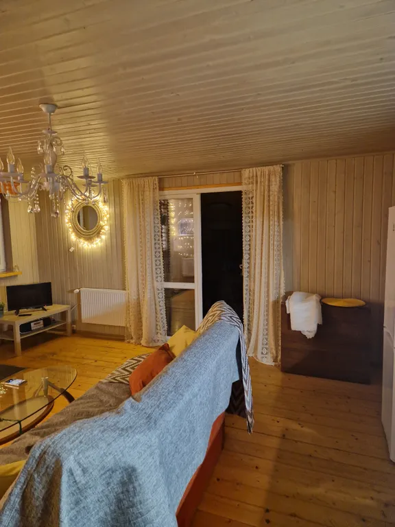 Коттедж Уютный дом с бассейном, с баней, беседка, камин, барбекю — Скоково