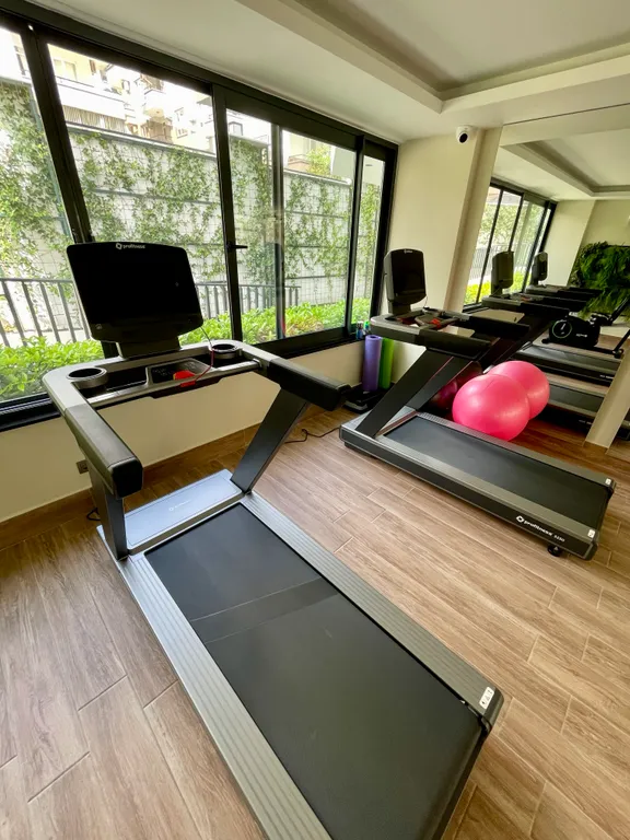 Luxury Flat 300m to the Beach