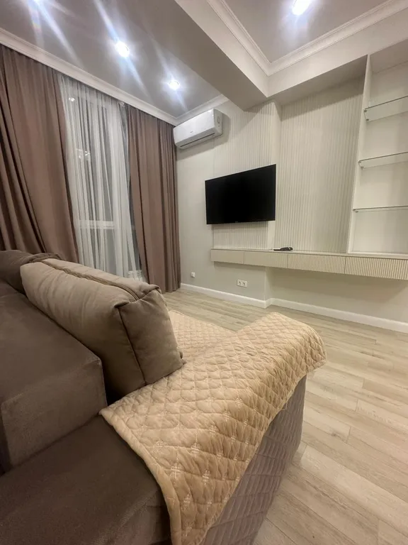 4-комнатная Квартира