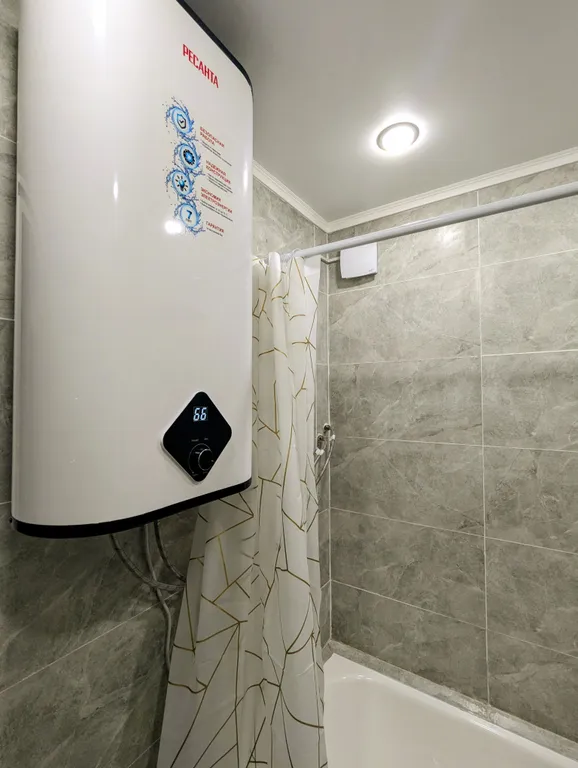 3-х комнатная квартира в центре у Каныбека