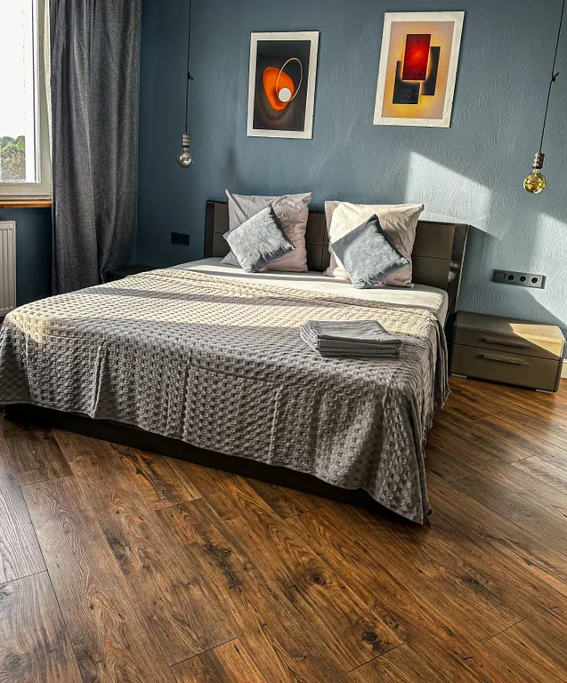 Geometry - просторная квартира с панорамным видом на реку в центре