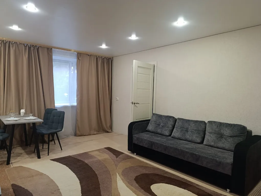 Квартира 2-комнатная Квартира — Тверь