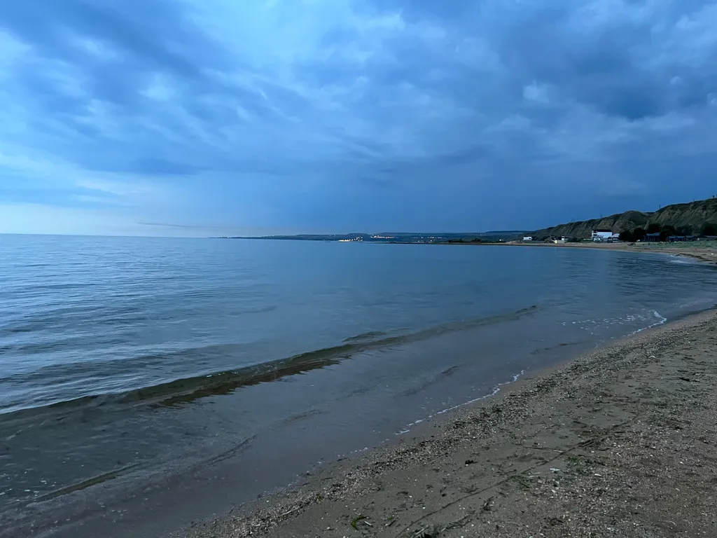 Апартаменты у моря с верандой и отдельным двором