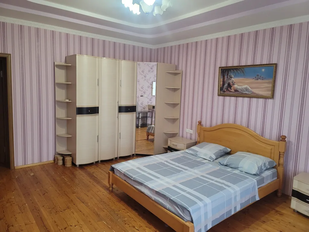 Дом с баней и бассейном в центре старого города