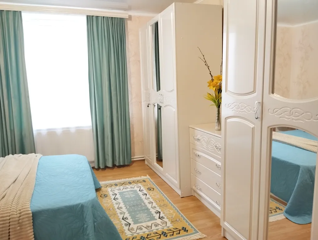 Дом у подножия горы Медовая