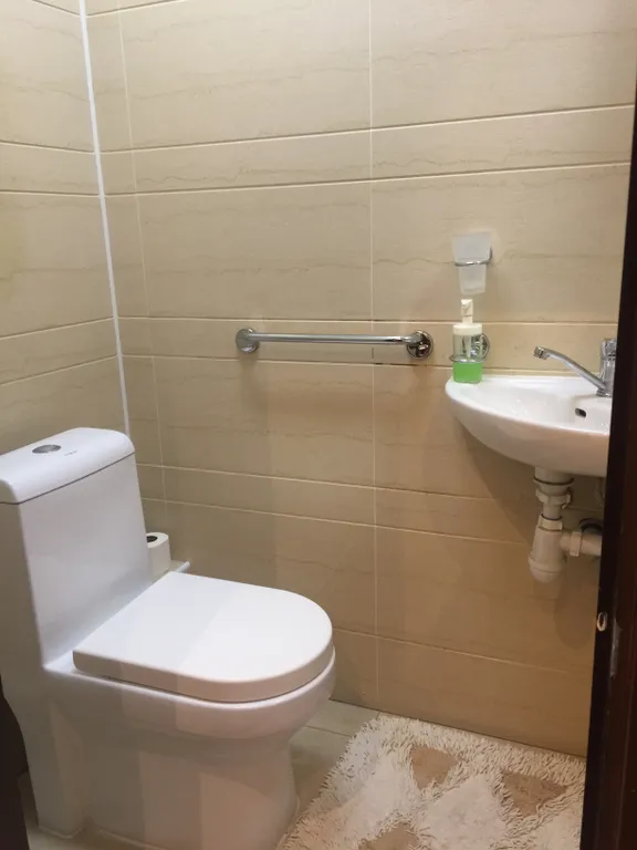 Уютная 3-х комнатная квартира у фонтана в центре Алматы