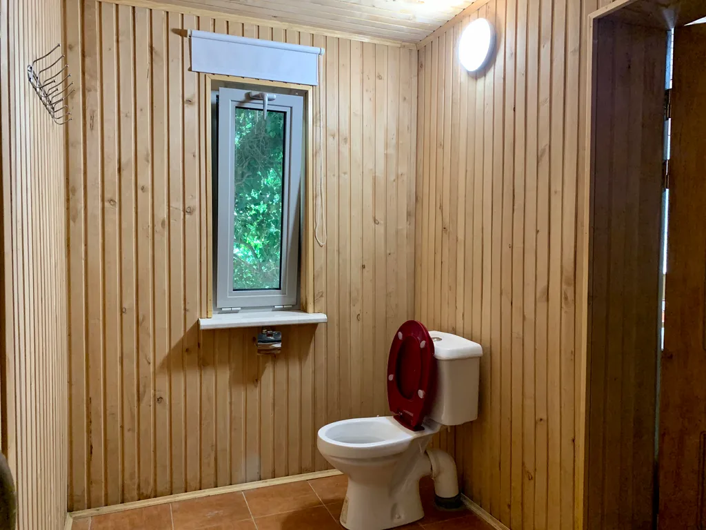 Уютный небольшой дом с кухней и сауной