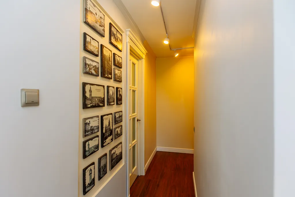 Две минуты и вы уже на Острове Канта, в самом центре Калининграда!