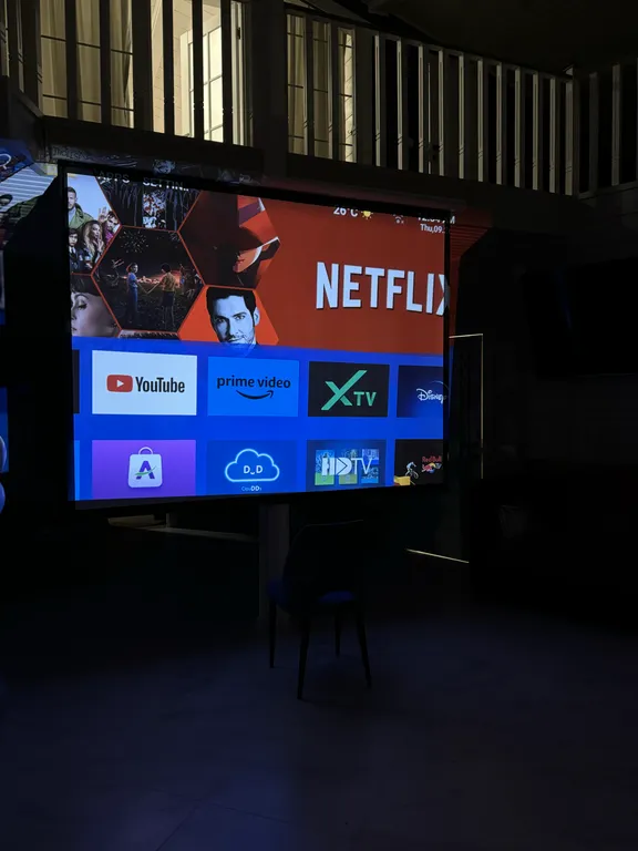 Новый коттедж с сауной и бассейном