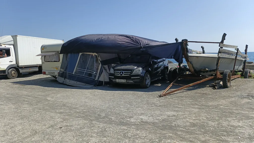 Коттедж Уютный автодом на пляже черного моря — Сочи