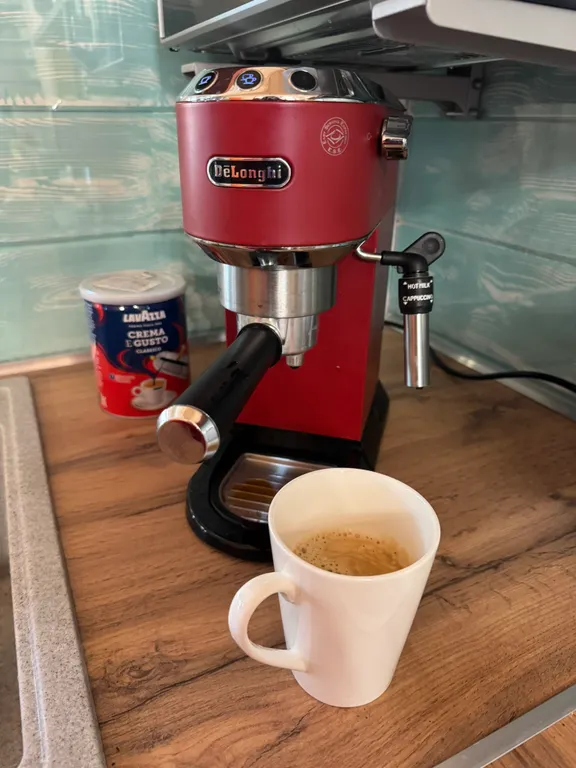 Уютный деревянный дом с баней