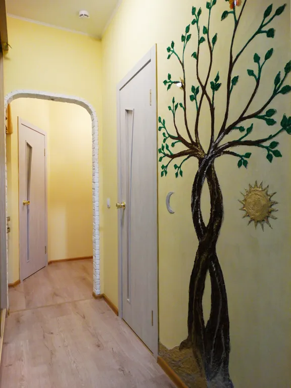 Светлая квартира у парка с рекой +