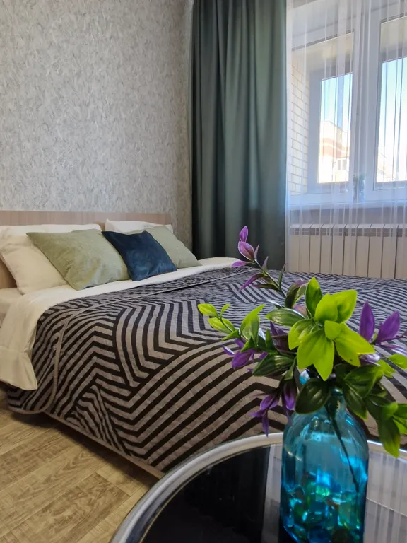 Квартира Квартира Шикарная просторная евротрешка для большой семьи или компании — Ярославль