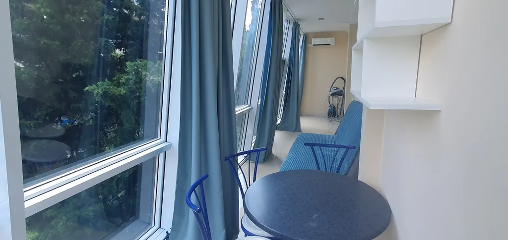 Уютная квартира с бассейном недалеко от моря