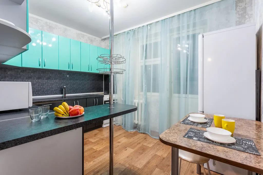 Уютная квартира около ТРЦ Кристалл